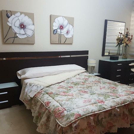 Apartamento Eduardo Dato Sevilla Eksteriør bilde