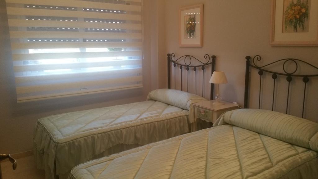 Apartamento Eduardo Dato Sevilla Eksteriør bilde