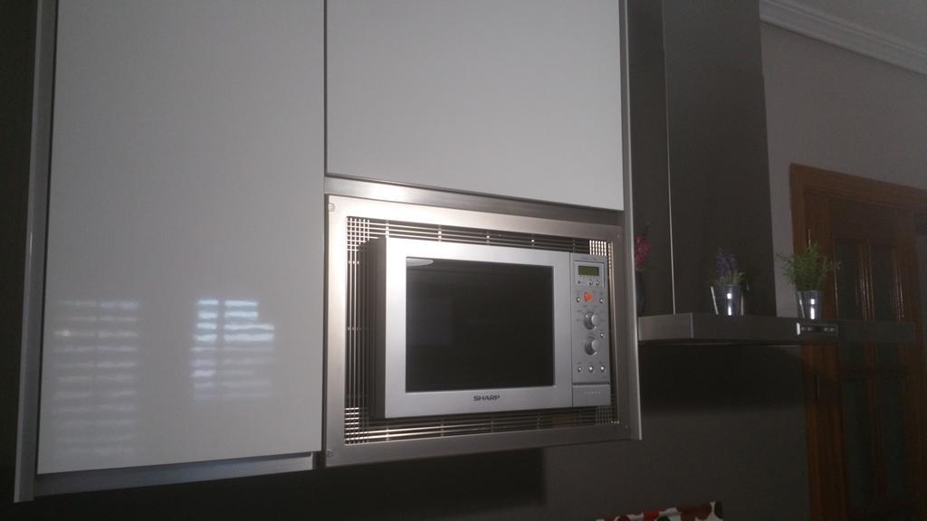 Apartamento Eduardo Dato Sevilla Eksteriør bilde