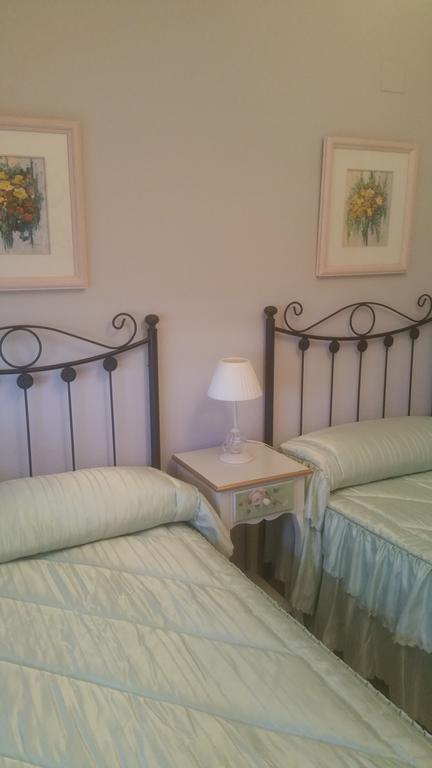 Apartamento Eduardo Dato Sevilla Eksteriør bilde